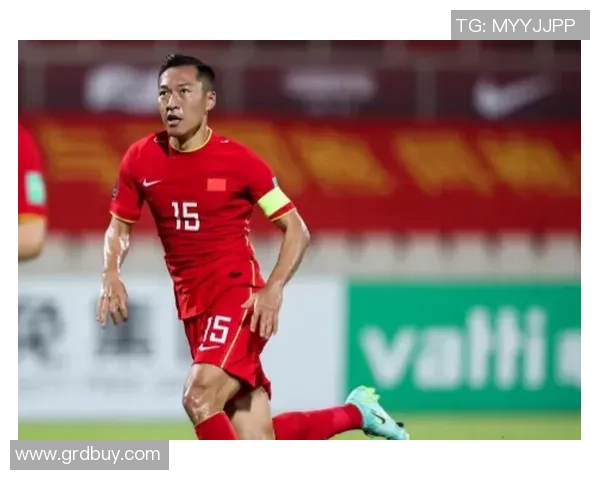 南京足球队个人能力引发热议球迷对球员表现褒贬不一